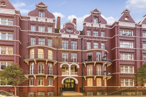 Hyde Park Mansions Front View